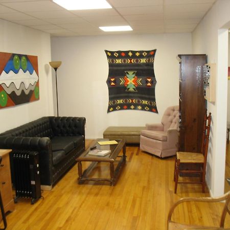 Art Gallery Hostel Whitefield Экстерьер фото
